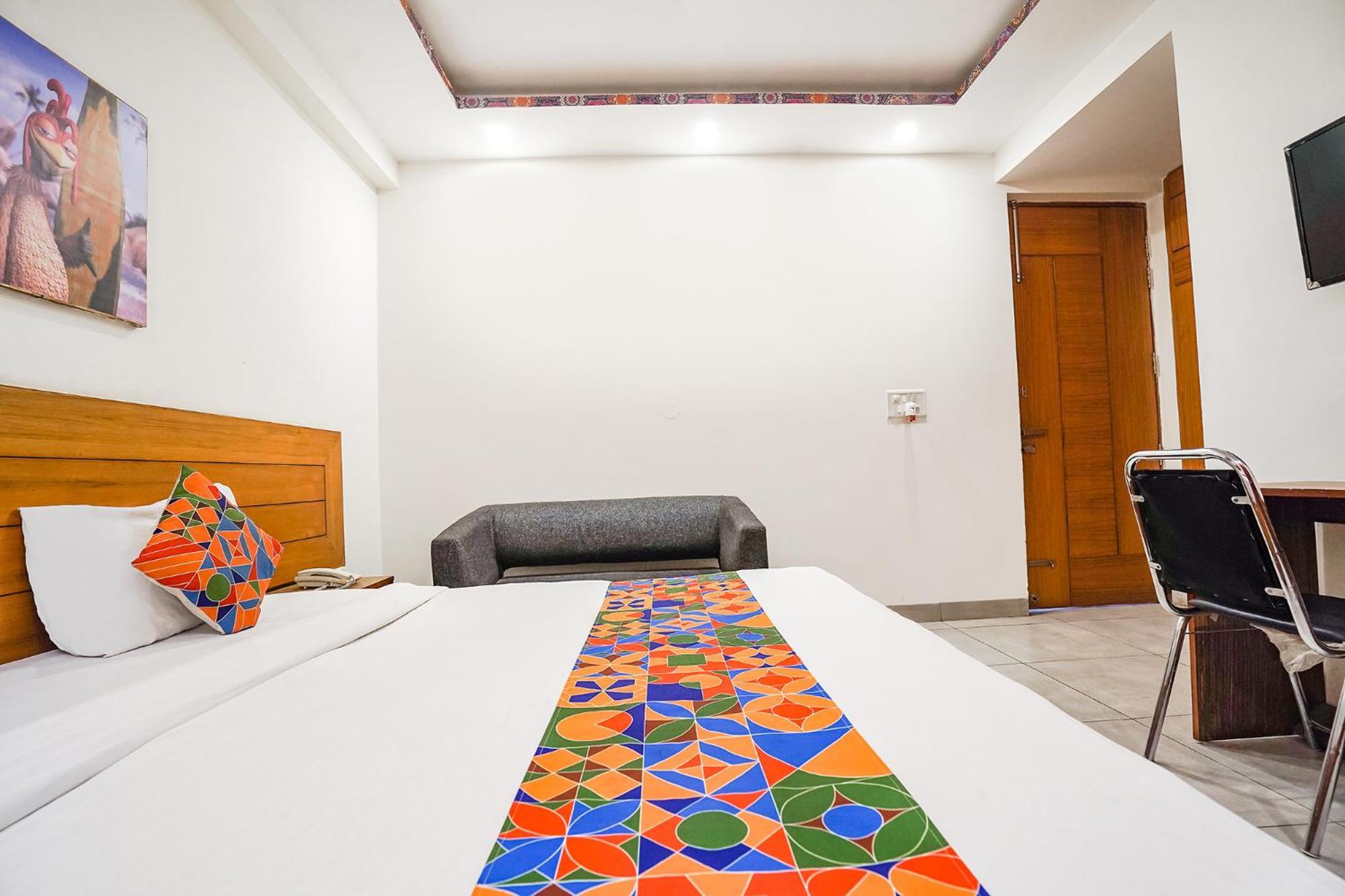 Fabhotel Emoji Stays Gurgaon Dış mekan fotoğraf